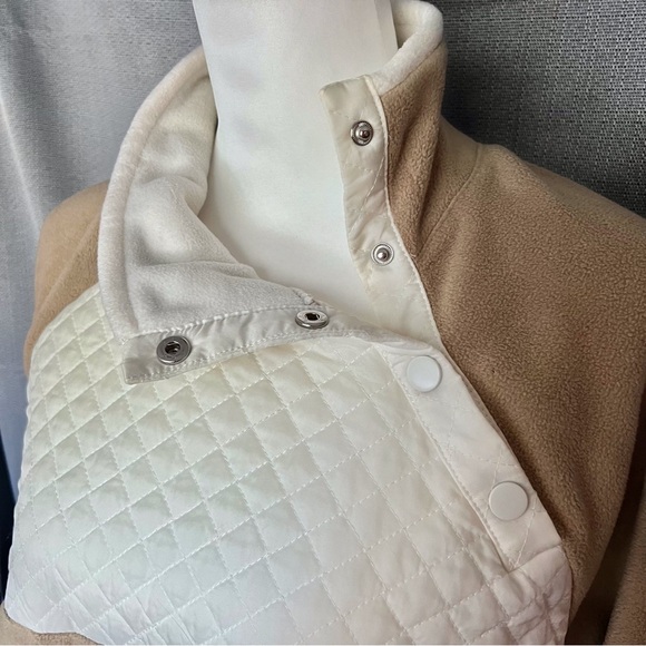 Crown & ivy women’s long sleeve pull over jacket with buttons - Picture 3 of 7